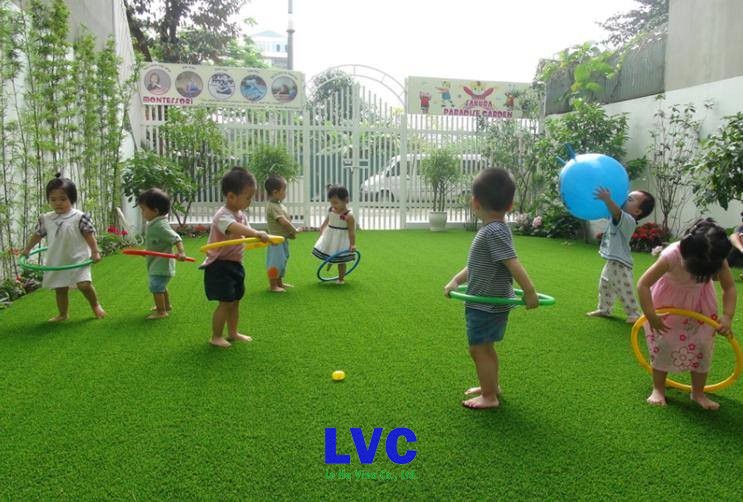 Cỏ nhân tạo sân vườn giá rẻ, Cỏ nhân tạo sân vườn, Cỏ tự nhiên, Không gian sân vườn, Mua cỏ nhân tạo sân vườn giá rẻ