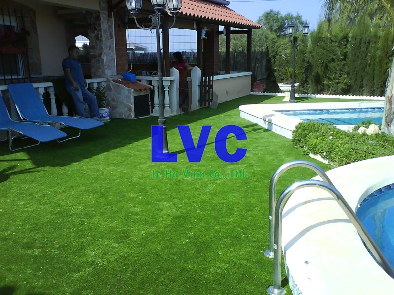 Báo giá cỏ nhân tạo trang trí, Lắp đặt cỏ nhân tạo, Công ty Lê Hà Vina, Thảm cỏ nhân tạo trang trí, Cỏ nhân tạo trang trí