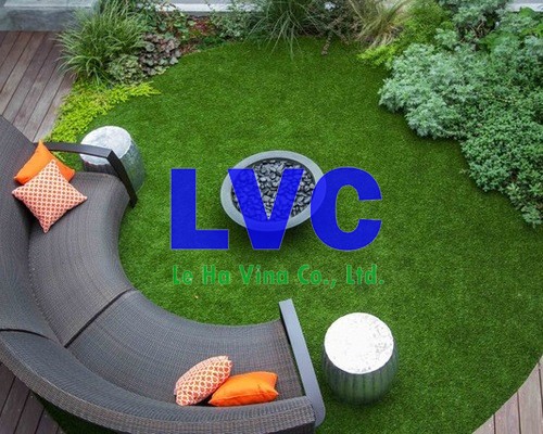 Cỏ nhân tạo, Cỏ nhân tạo của Lê Hà Vina, Thảm cỏ nhân tạo, Lê Hà Vina, Cỏ nhựa