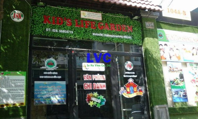 Thi công vách tường cỏ nhân tạo, Vách tường cỏ nhân tạo, Tường cỏ nhân tạo, Cỏ nhân tạo sân vườn, Công ty Lê Hà Vina
