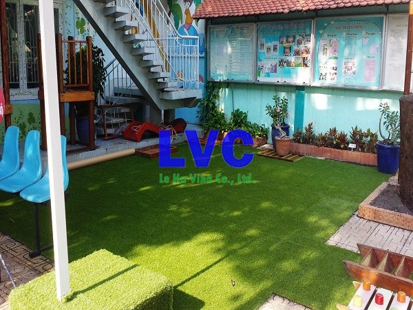 Thảm cỏ nhân tạo trang trí sinh nhật, Thảm cỏ nhân tạo, Lê Hà Vina, Cỏ nhân tạo, Cung cấp cỏ nhân tạo