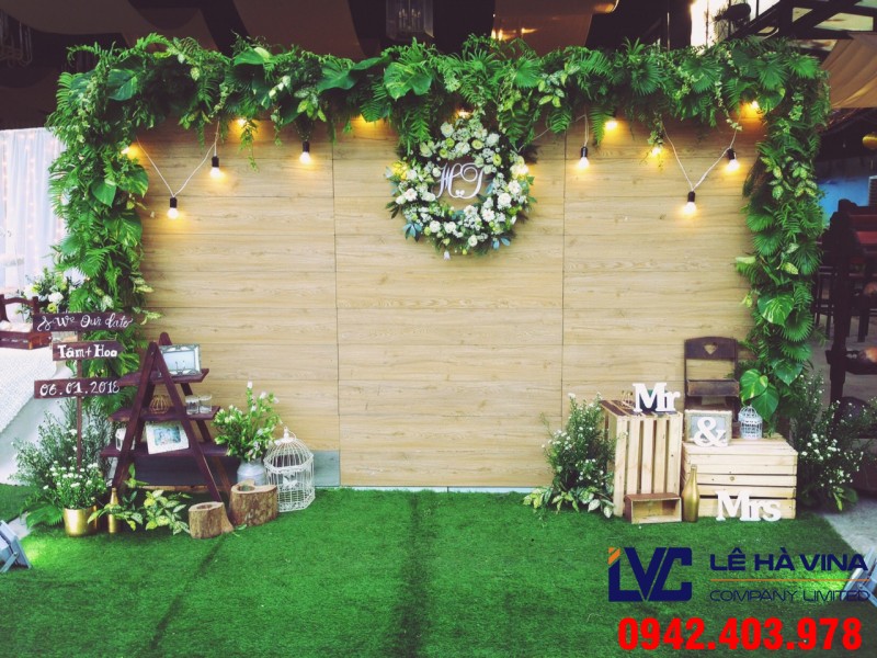 Vách cỏ nhân tạo trang trí tiệc cưới, Vách cỏ nhân tạo, Công ty Lê Hà Vina, Cỏ nhân tạo, Vách cỏ nhân tạo để trang trí