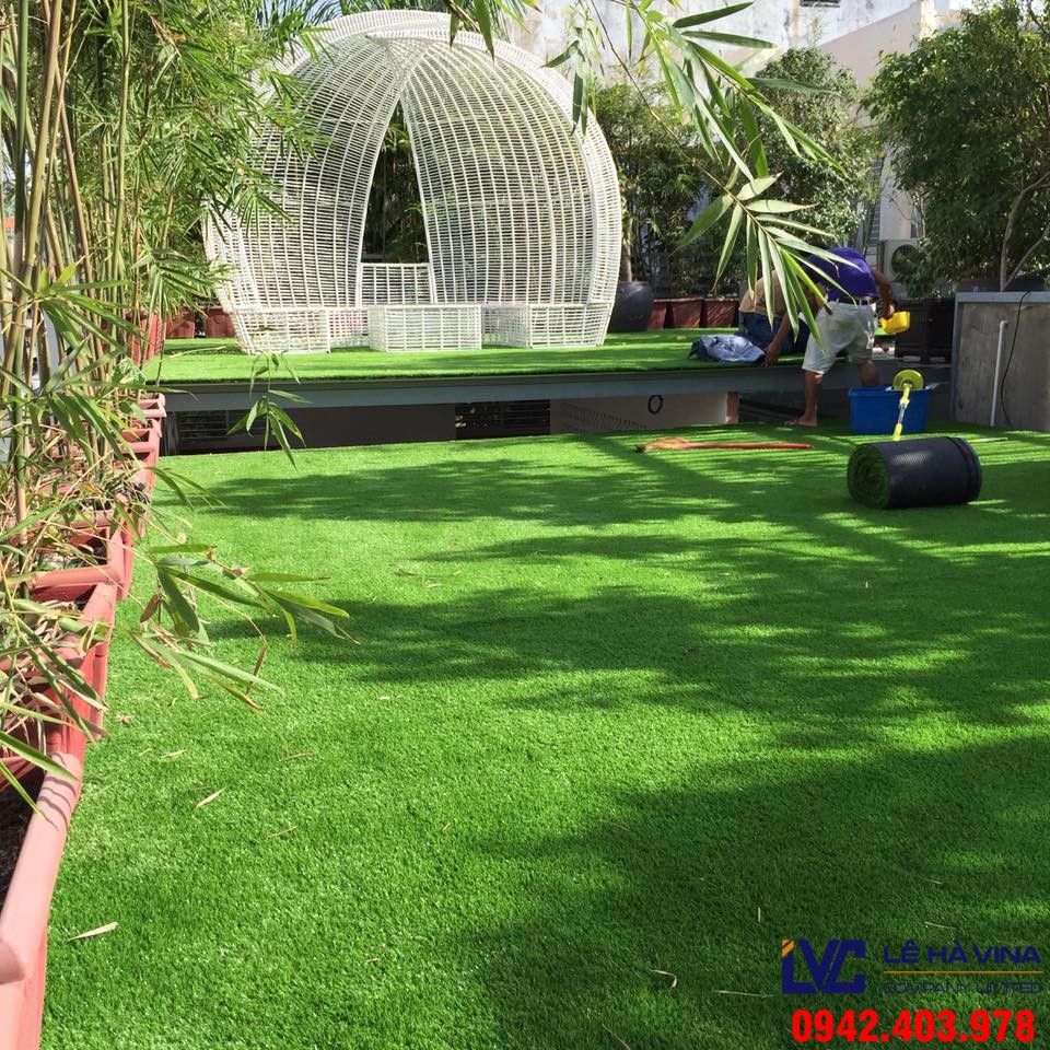 Thi công cỏ nhân tạo sân vườn, Cỏ nhân tạo sân vườn LH70AT, Công ty Lê Hà Vina, Cung cấp cỏ nhân tạo, Cỏ nhân tạo