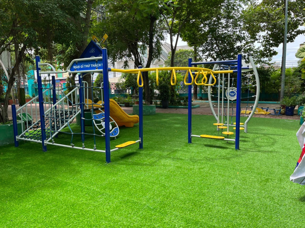 cỏ nhân tạo sân vườn LH70AT, cỏ nhân tạo sân vườn, cỏ nhân tạo, Công ty Lê Hà Vina, Cỏ sân vườn, thi công cỏ nhân tạo